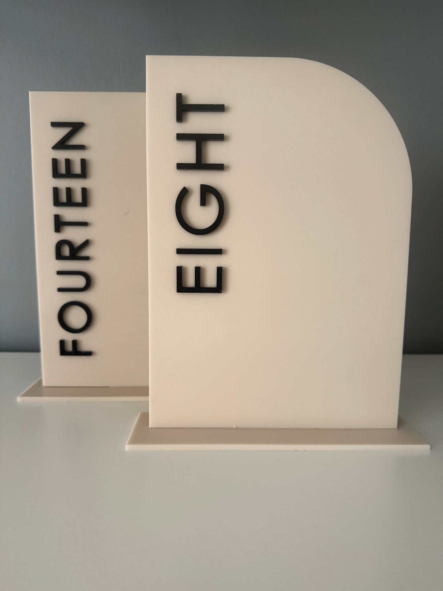 Beige and Black Acrylic Table Numbers – Modern Arch Style